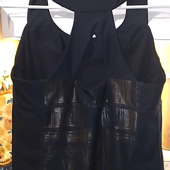 XERSION Tank Top Athletic Sport, Fitted with Built in Bra.(Womans Medium) - Picture 3 of 14